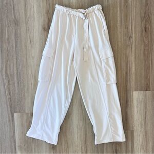 NWOT Oysho cargo utility pants